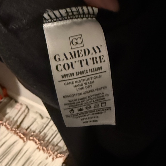 Oklahoma Sooners Black Hoodie - Picture 6 of 7